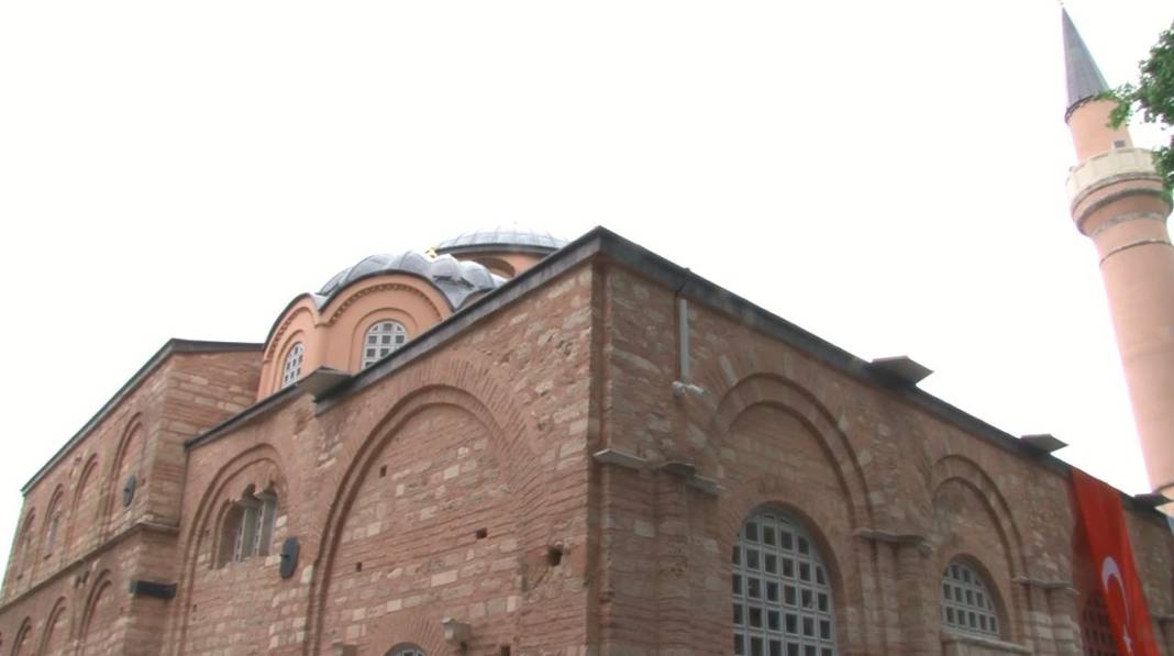 Kiliseden camiye çevrilen Kariye Camii’nde 79 yıl sonra ilk cuma namazı 26